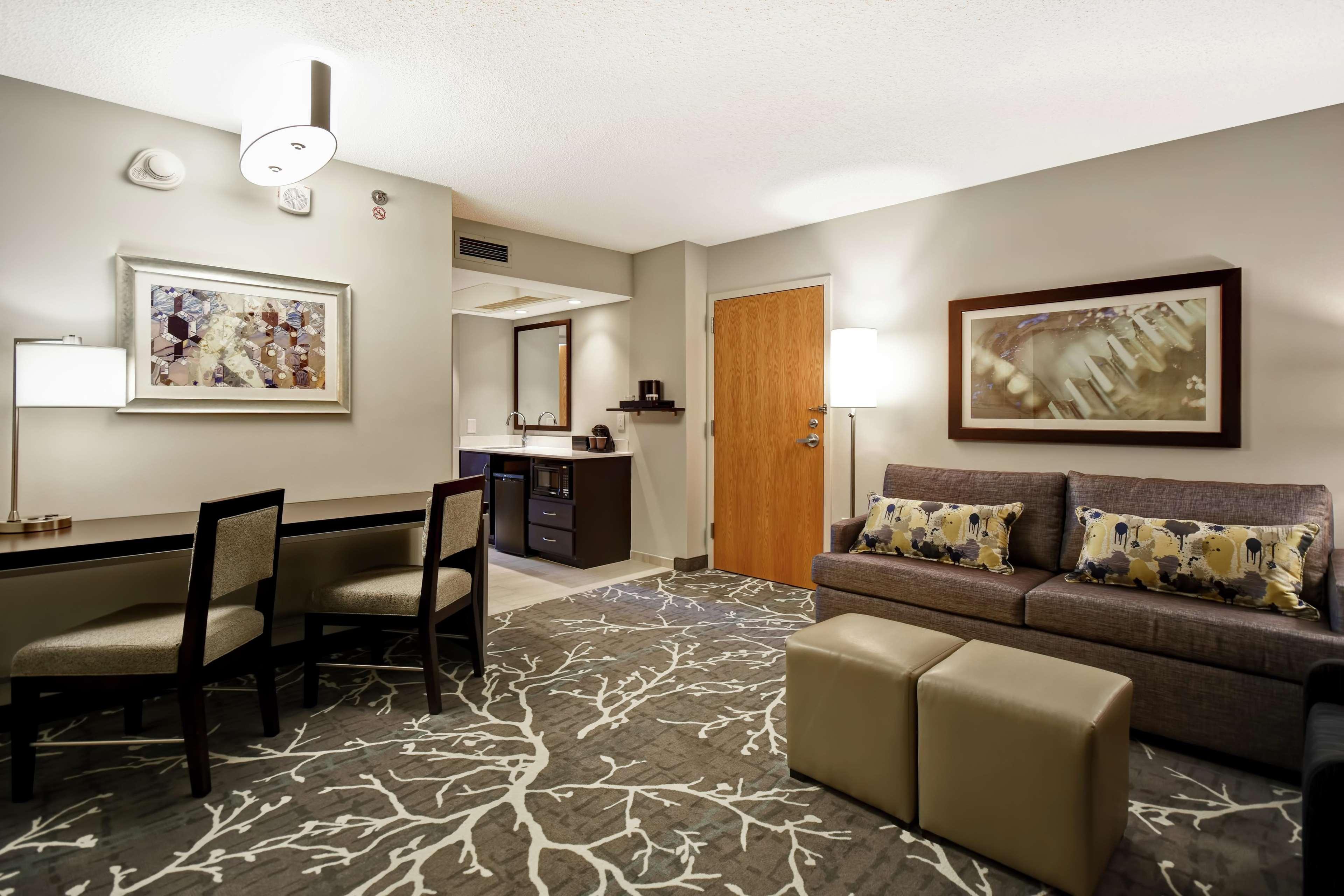 Embassy Suites By Hilton Raleigh Durham Research Triangle Cary Luaran gambar