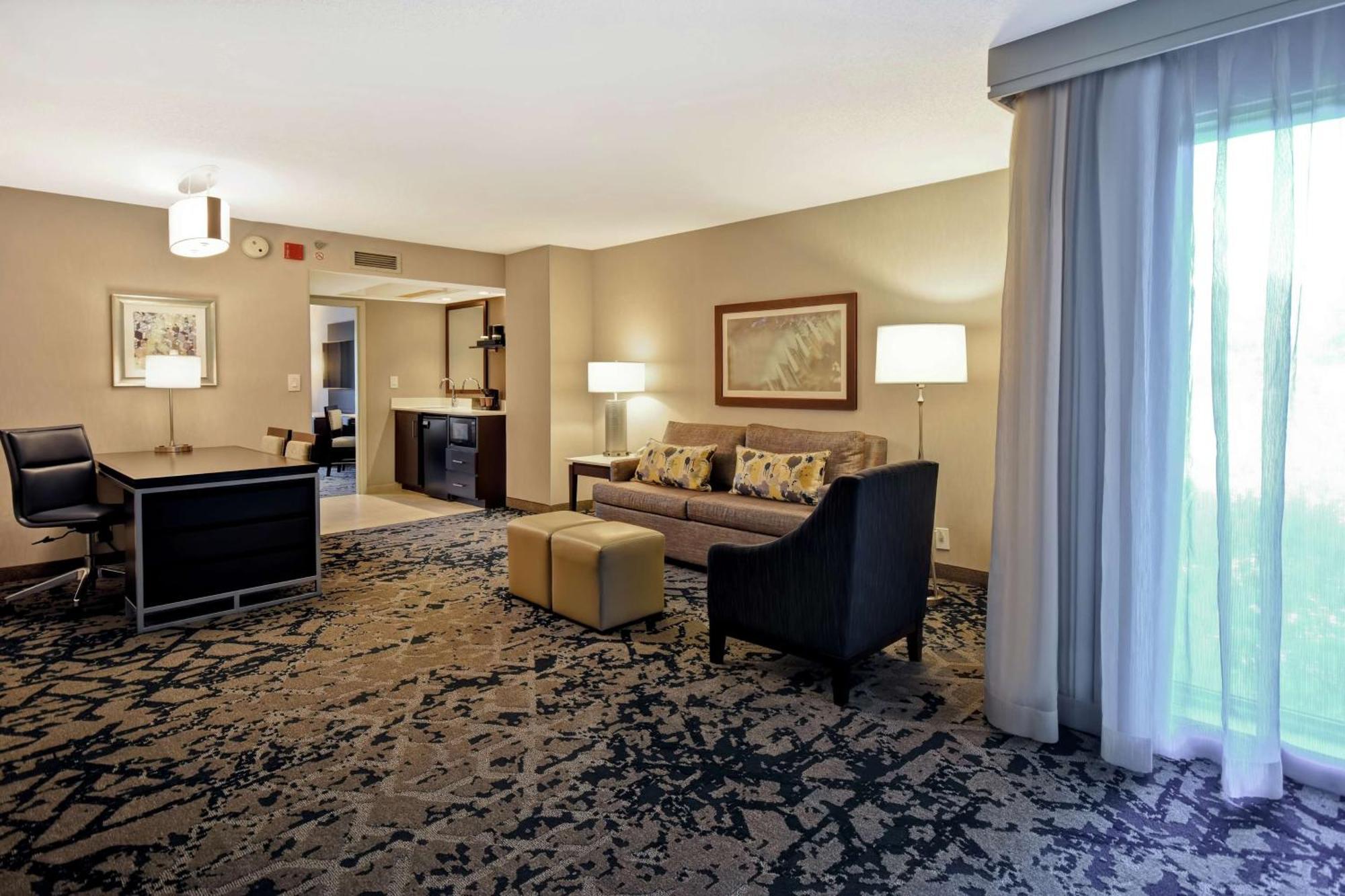 Embassy Suites By Hilton Raleigh Durham Research Triangle Cary Luaran gambar